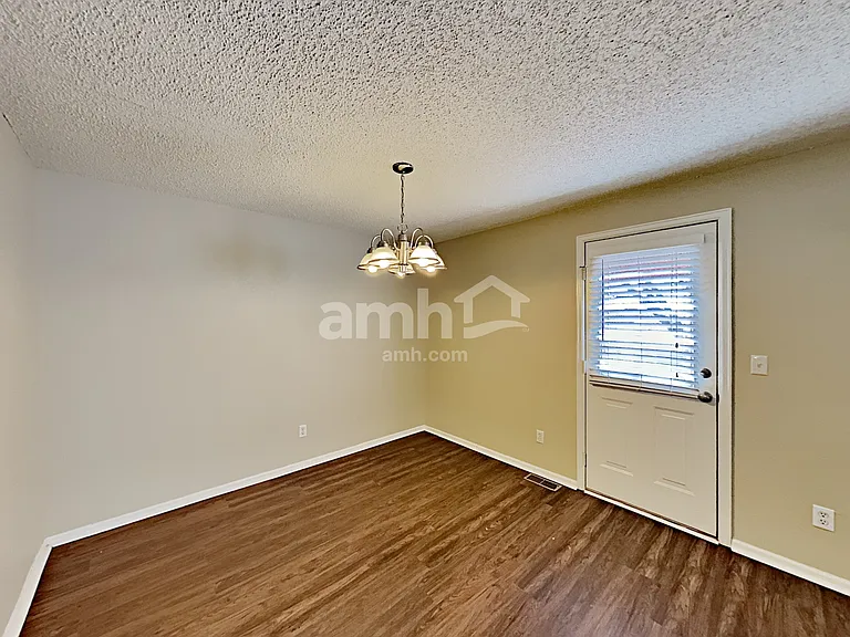 5060 E 118th Ave — Photo 8