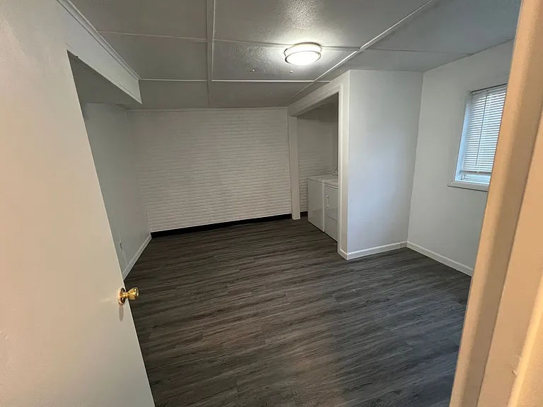 10 Brig Dean Rd — Photo 12