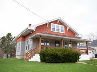 49 W Union Ave, Cedar Grove, WI 53013