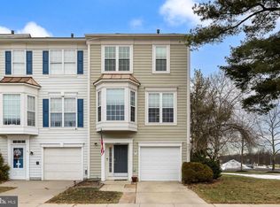 2 Bayberry Ln, Riverside, NJ 08075