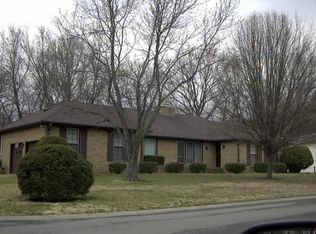 7472 Harness Dr, Nashville, TN 37221