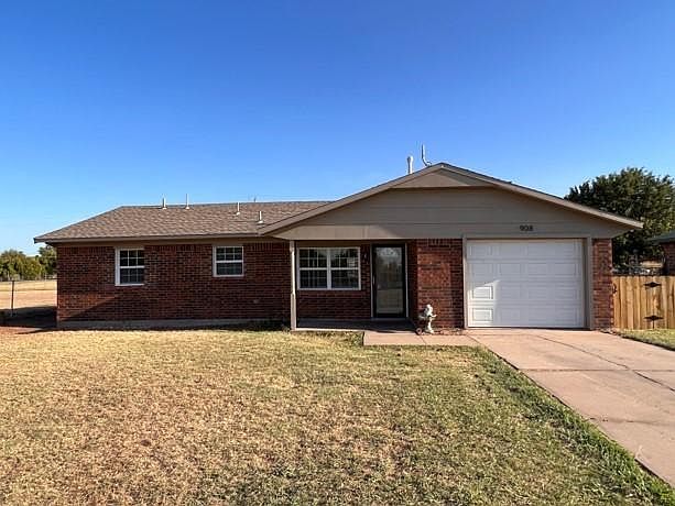 908 Geronimo St, Geronimo, OK 73543 | Zillow