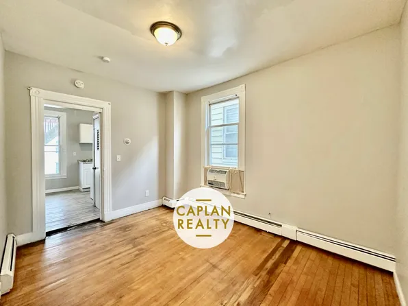 399 Howard Ave #2Y, New Haven, CT 06519