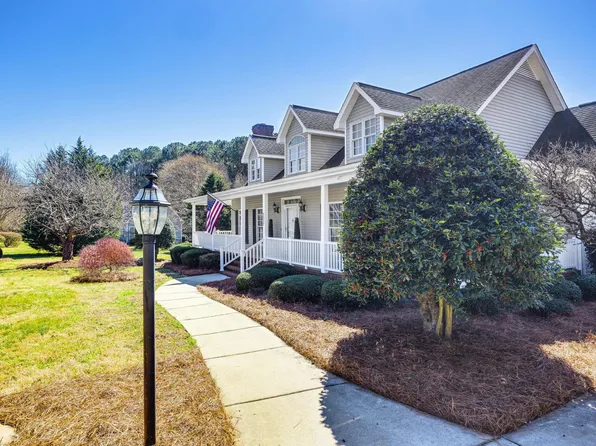3337 Scarlet Oak Dr, Mebane, NC 27302