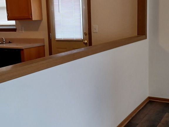 4th image of 1256 NW Woodbury Ct