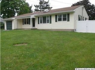 16 Toomin Dr, Neptune, NJ 07753