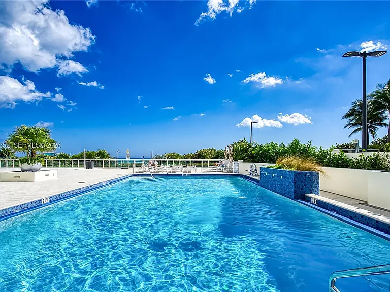 6917 Collins Ave #1106 — Photo 30