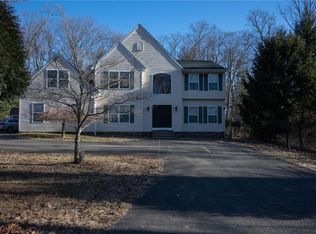 112 Alpine Lake Rd, Henryville, PA 18332