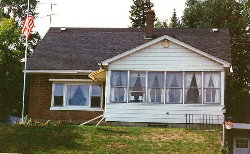 2nd image of 1060 Fort Hunter Rd