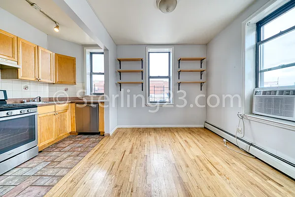 Rented by Sterling Realty Solution Inc | media 1