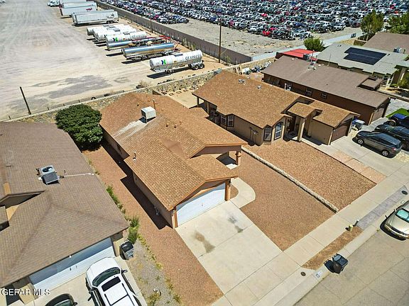 4th image of 14065 Tierra Leona Dr