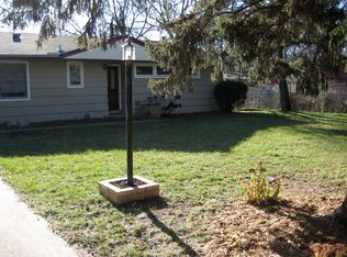 12507 Pioneer Rd, Minnetonka, MN 55343