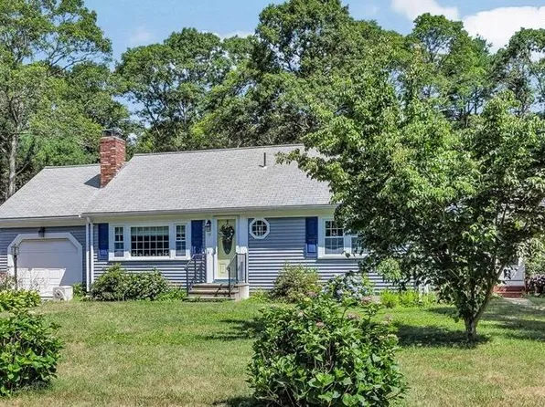 17 Galleon Way, Osterville, MA 02655