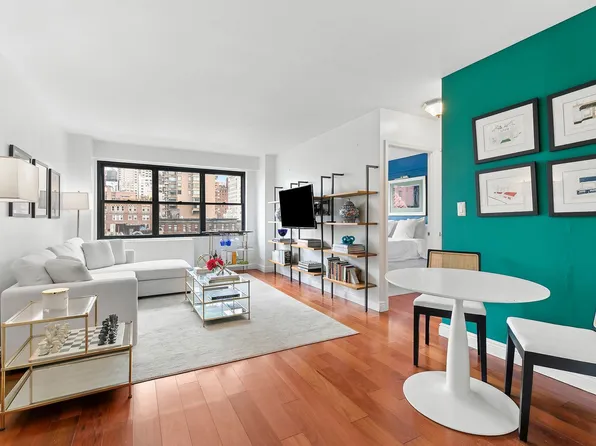 178 East 80th Street image 1 of 9