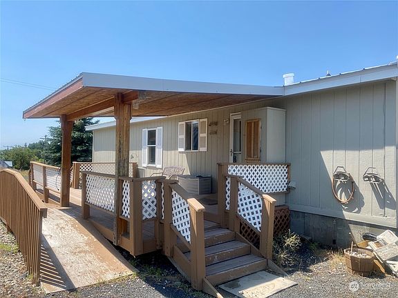 512 NE Spokane Street, Wilbur, WA 99185 | MLS #2137643 | Zillow