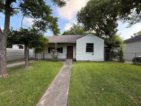 6705 Linden St, Houston, TX 77087