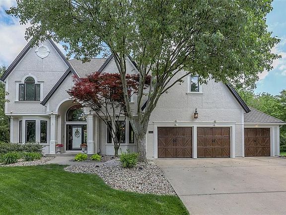 5th image of 9107 W 145th Pl