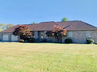 2417 White Ridge Ln, Washington, IN 47501