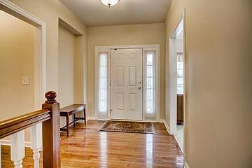 5th image of 6226 Langton Cir