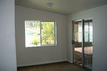 4th image of SE Bird Ave