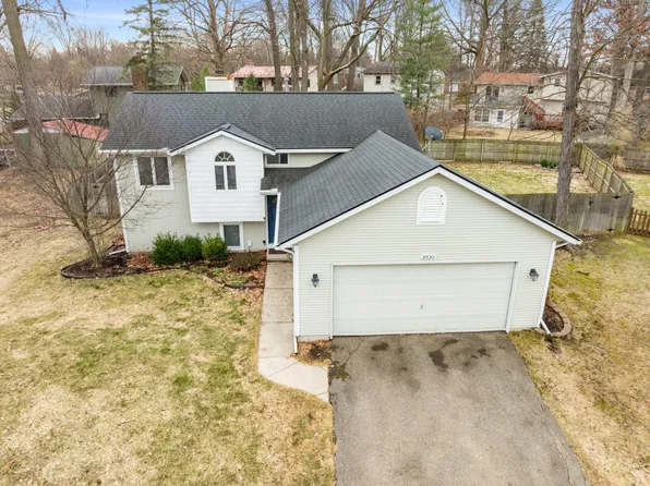 3930 Winewood Ct SE, Grand Rapids, MI 49508