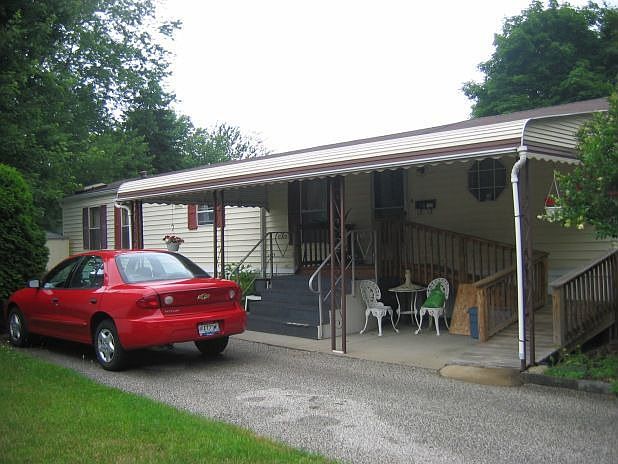 1st image of 102 Hawaiian Dr