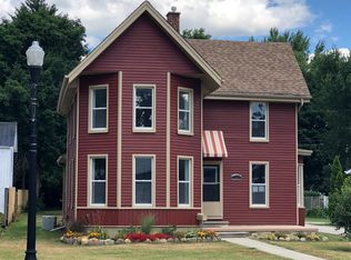 323 County St, Milan, MI 48160