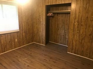 698 Log Cabin Dr, Gastonia, NC 28054