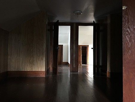 4th image of 311 Durham St