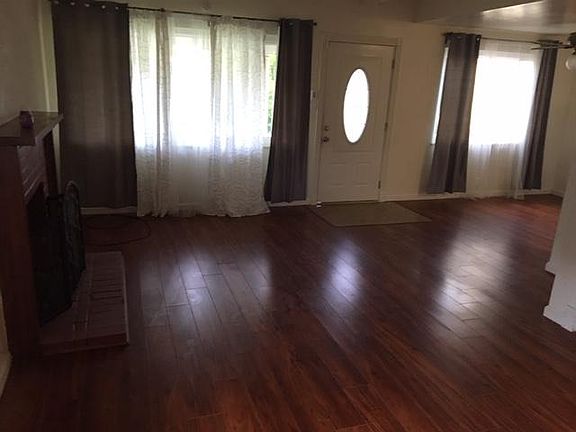 3rd image of 1860 Espanola Dr