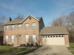 2138 W Horizon Dr, Hebron, KY 41048