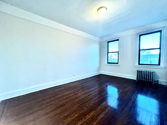 Rented by Astorian Realty Group LLC | media 19