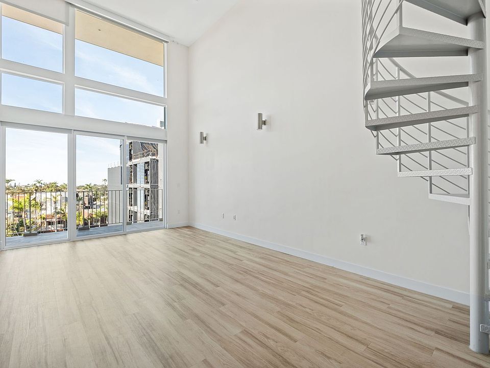 1st image of 3740 5th Ave #501