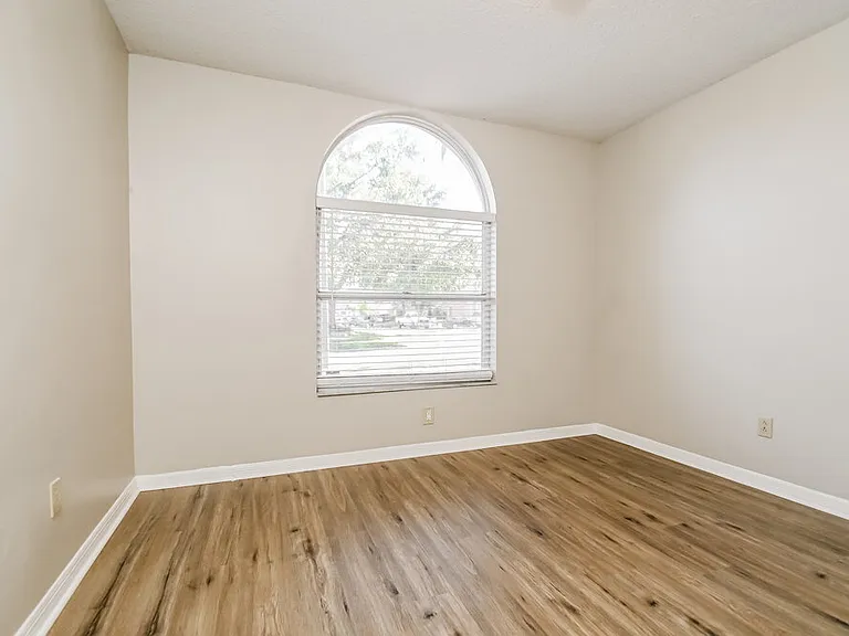 552 Beth Ann St — Photo 12