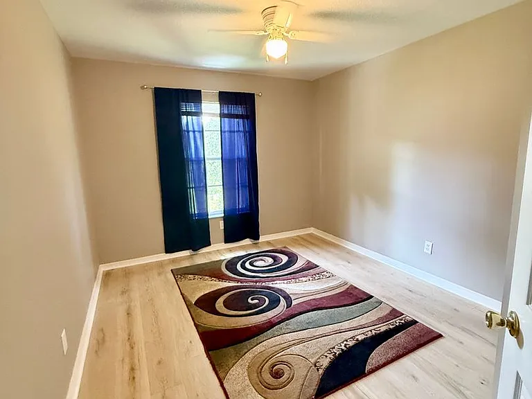 102 N Lady Mary Dr — Photo 18
