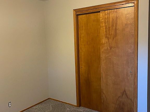 5th image of 2409 Del Monte Ave