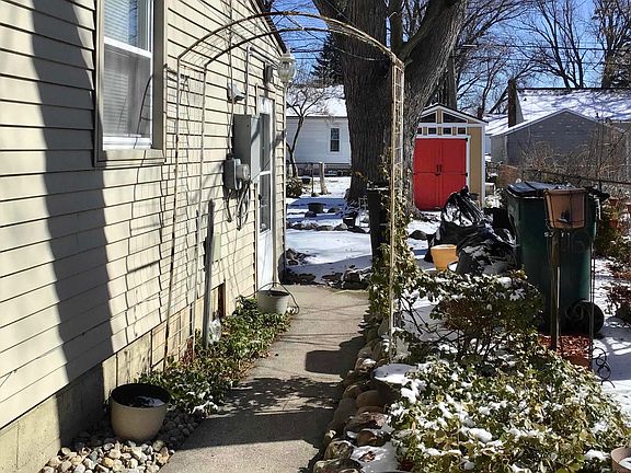 3rd image of 3506 Ellwood Ave