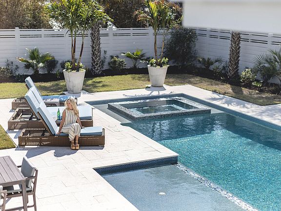 2nd image of 153 Gulf Point Rd