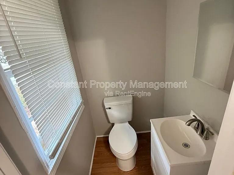 728 Key St — Photo 8