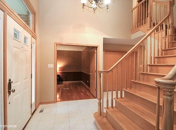 3rd image of 7304 Southwick Dr