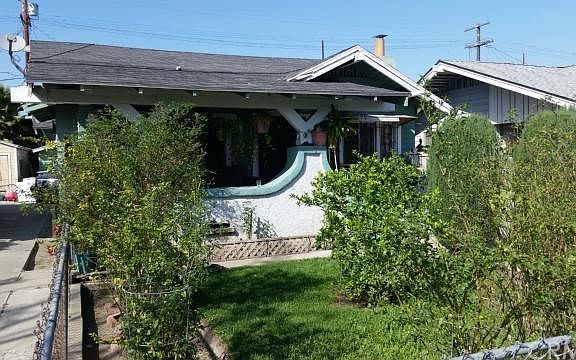 2nd image of 1329 W 58th Pl