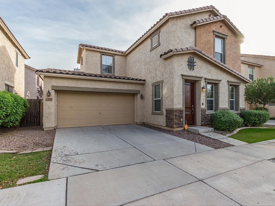 1st image of 4233 E Carla Vista Dr