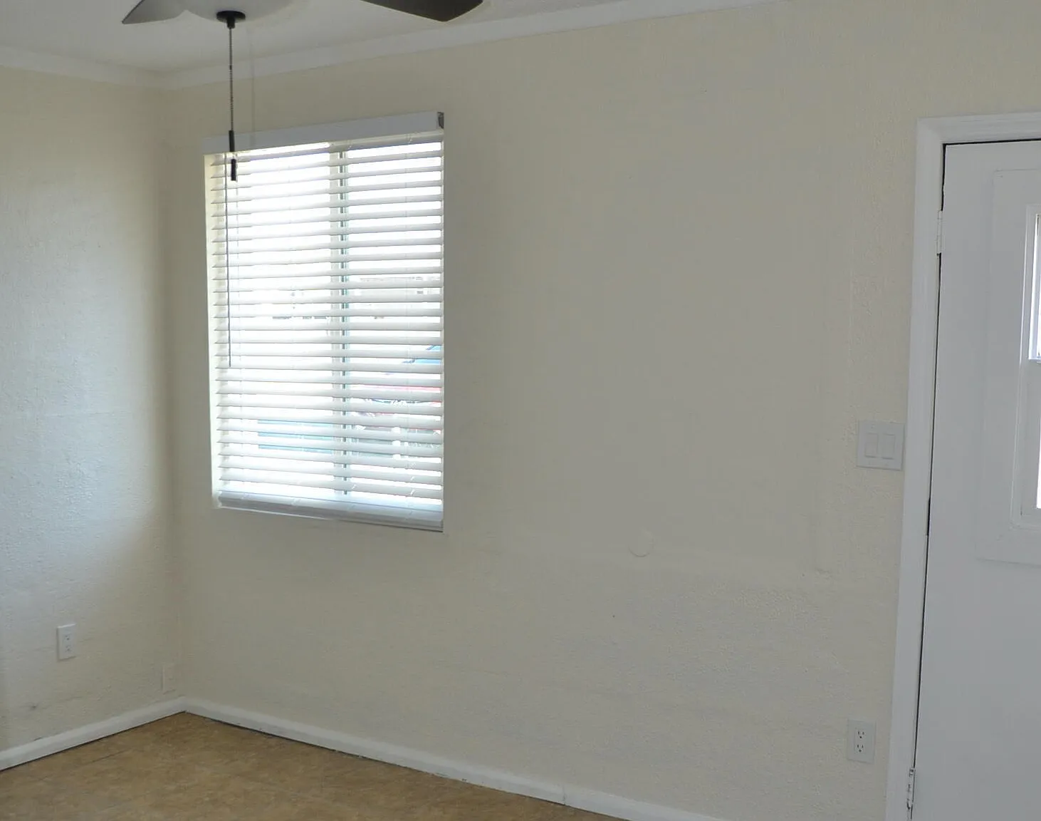 2 bed, 1.0 bath, 1000 sqft, $1,295 — Photo 4