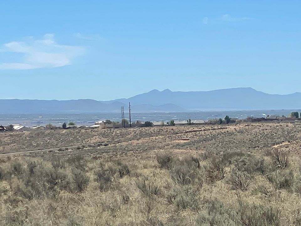 2nd image of 4611 25th Ave NE