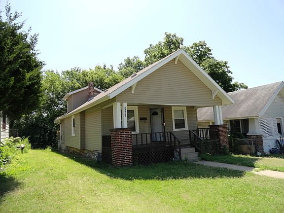 3rd image of 5025 Bellefontaine Ave