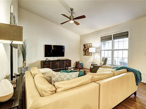 5th image of 7035 Benhall Cir