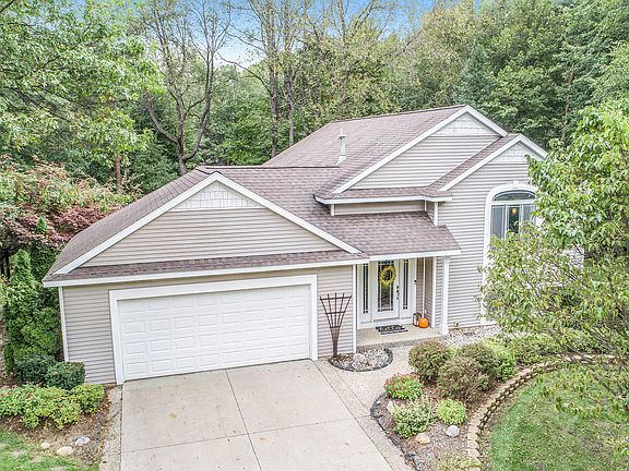 2nd image of 13663 Hidden Acres Dr