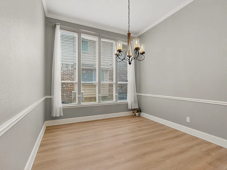 3513 San Paula Dr — Photo 10