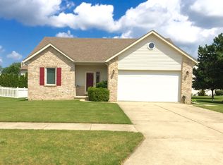 429 Country Dr, Monroe, MI