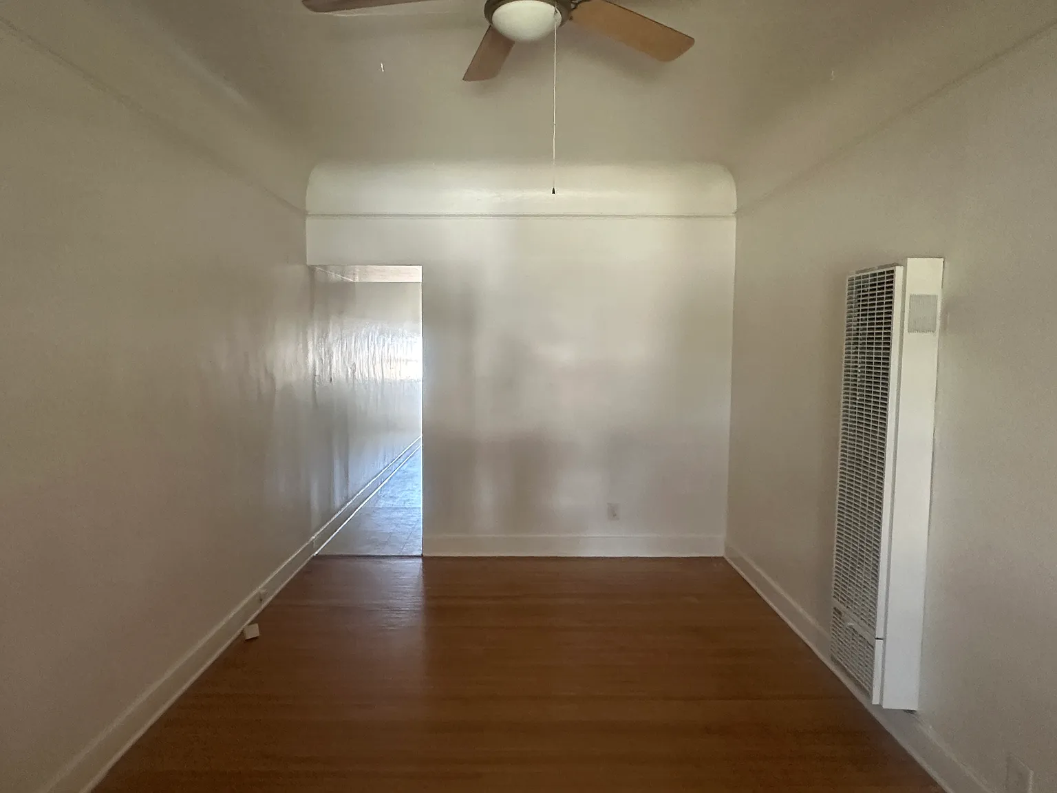 Studio, 400 sqft, $1,500 — Photo 2